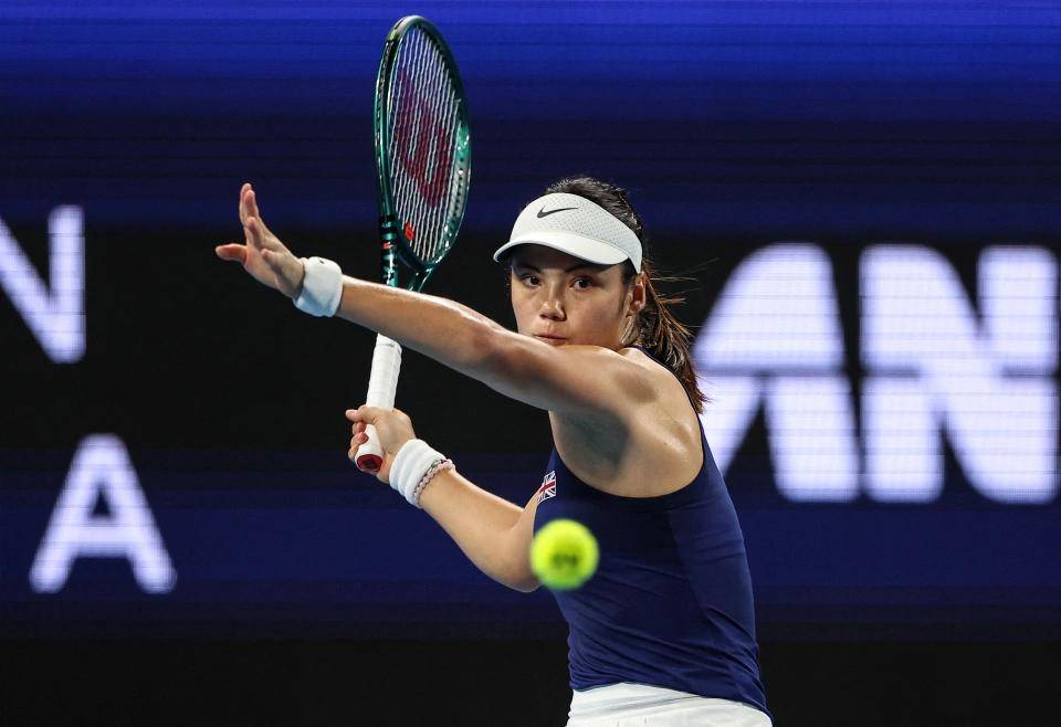 赛地聚焦——德国杯今晚热度飙升，上海申花复出首秀，质疑声仍在，赛程密集仍需轮换(上海申花平等杯泽尼特直播)